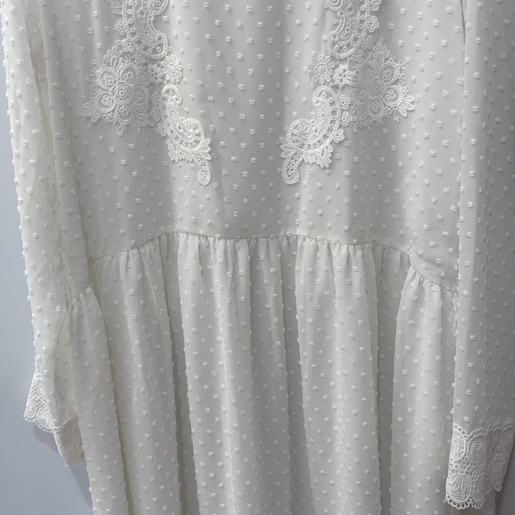 NWOT. I BLUES White dress with long sleeve embroidery Clip Dot Chiffon - Picture 7 of 16